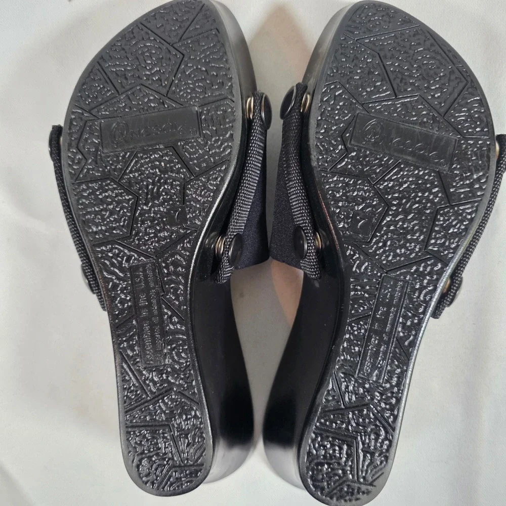 OneSole Interchangeable Wedge‎ Sandals Black Size 7 with 5 Tops Travel Cruise